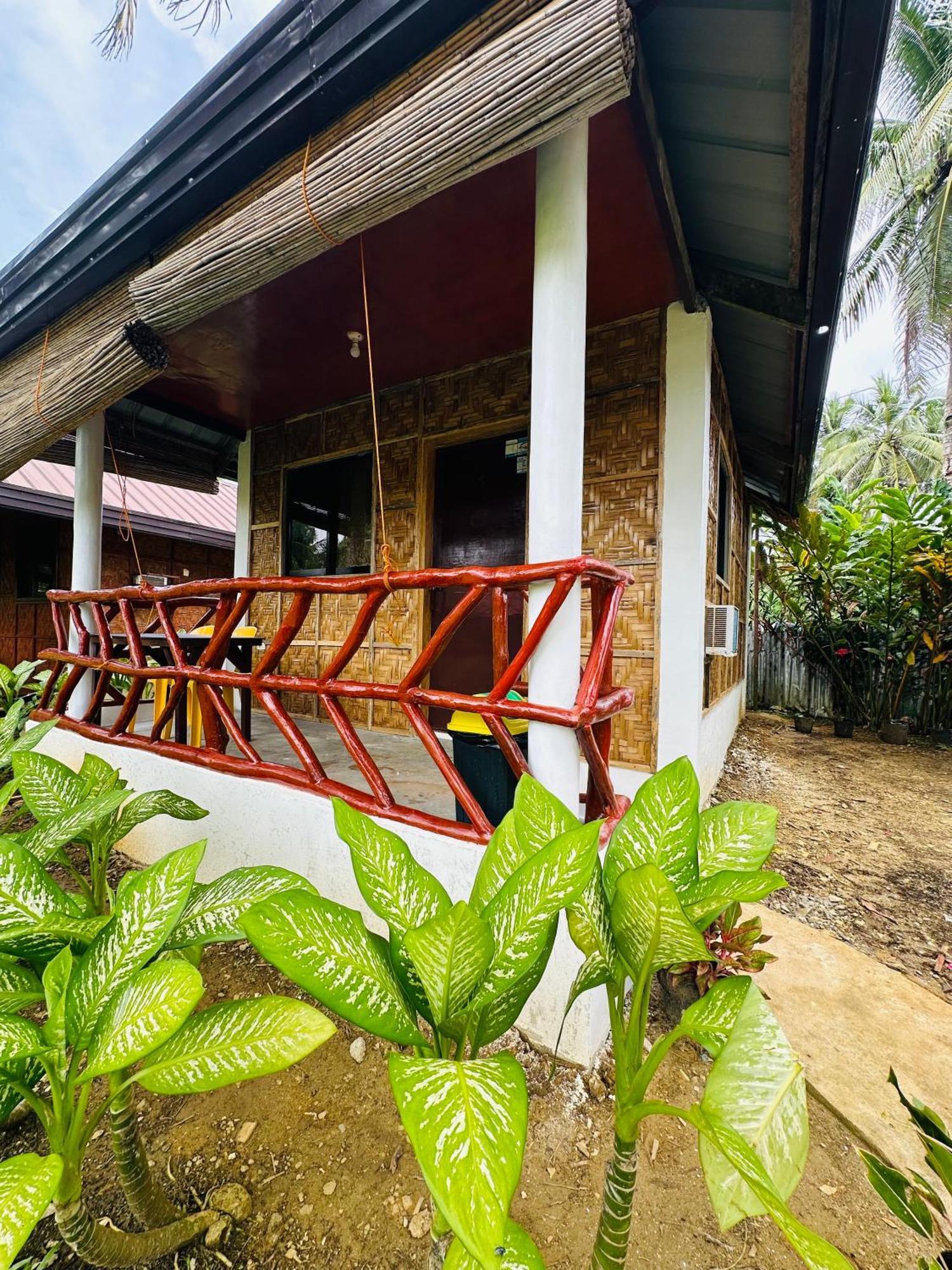Cris & Mar Homestay Burgos  Exterior foto